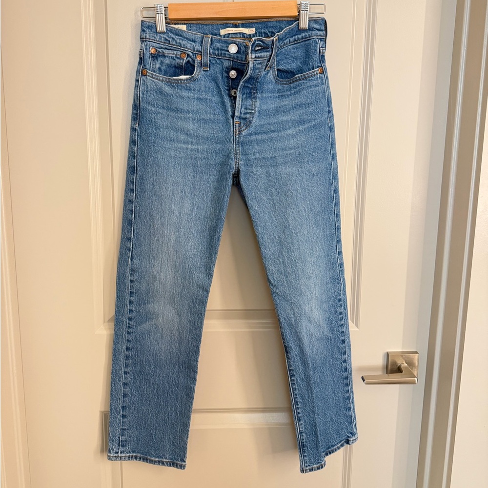 Levi's Women's Straight Leg Jeans - Light Blue